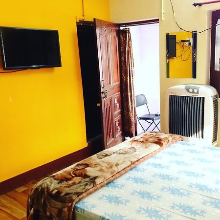 Paradise Inn Guest House Varanasi Luaran gambar