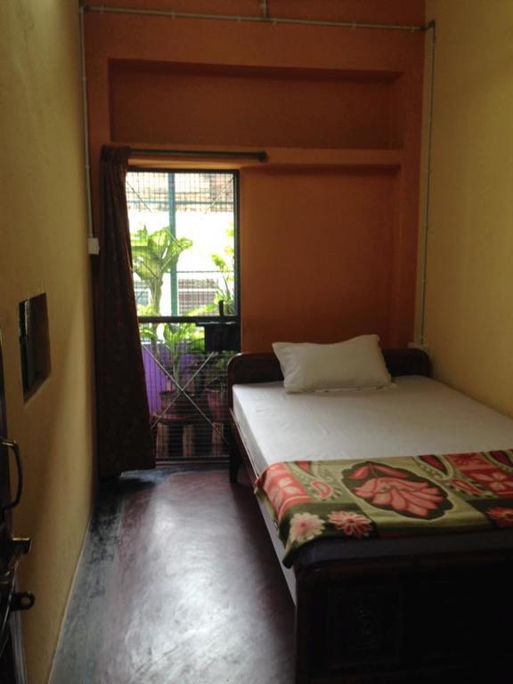 Paradise Inn Guest House Varanasi Bilik gambar